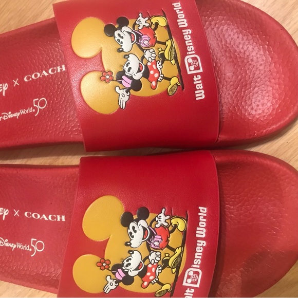 🐭🥰 Disney X Coach Sport Slide With Mickey Mouse And Minnie Mouse Motif - Picture 10 of 12